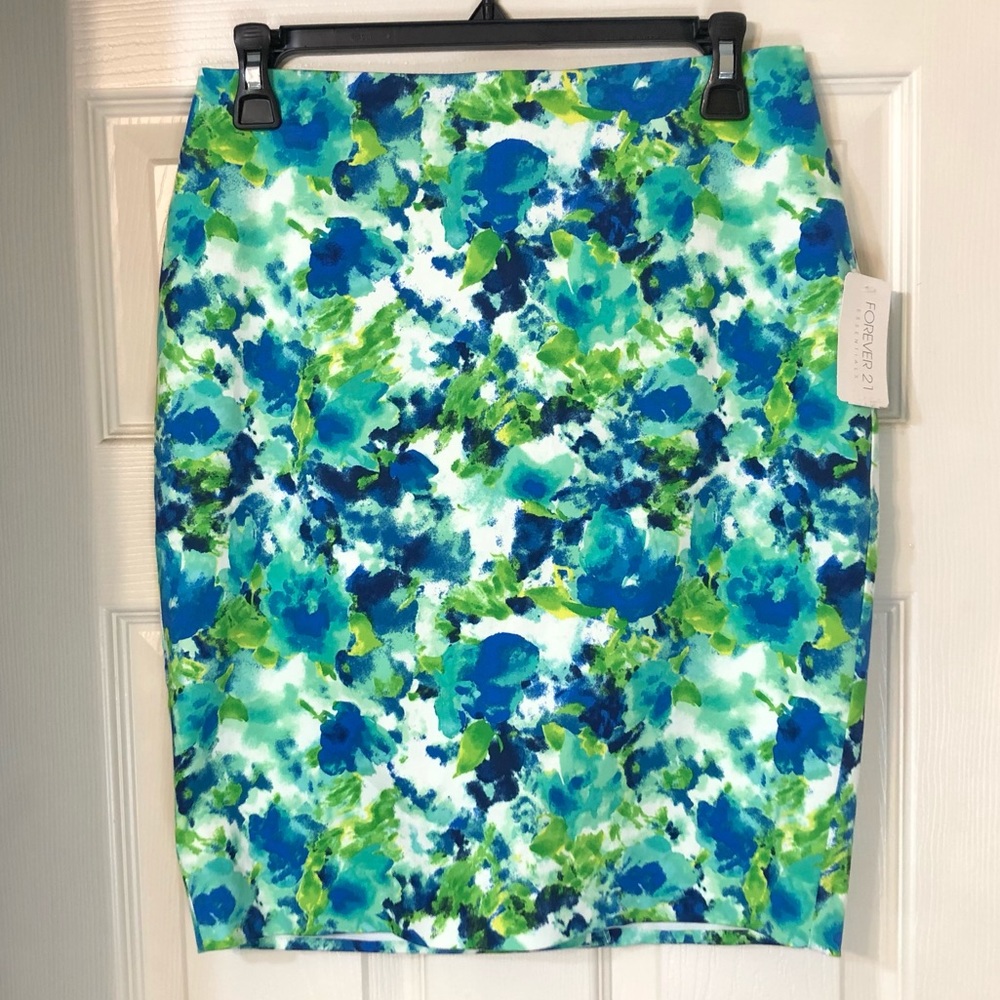 NEW Forever 21 Multicolor Pencil Skirt Size 4